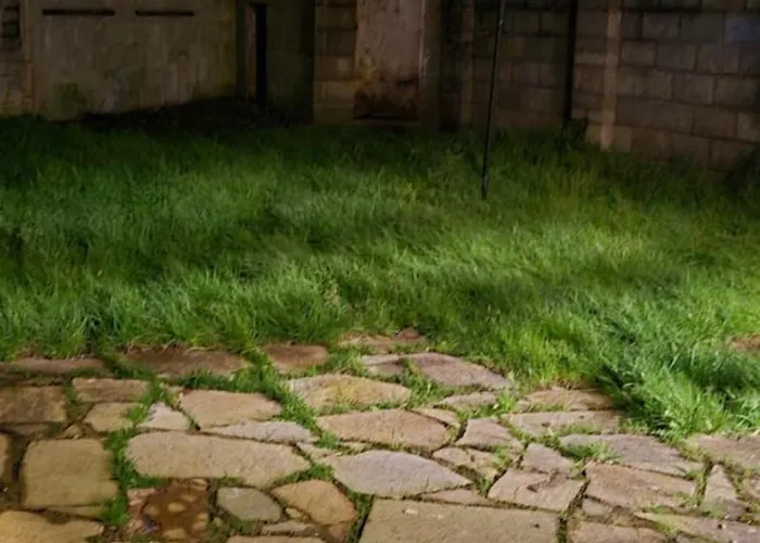 別荘 Spacious 3-bedroom House With Parking & Garden ブリストル