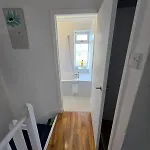 Spacious 3-bedroom House With Parking & Garden