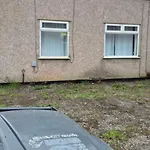 Сasa de vacaciones Spacious 3-bedroom House With Parking & Garden Bristol